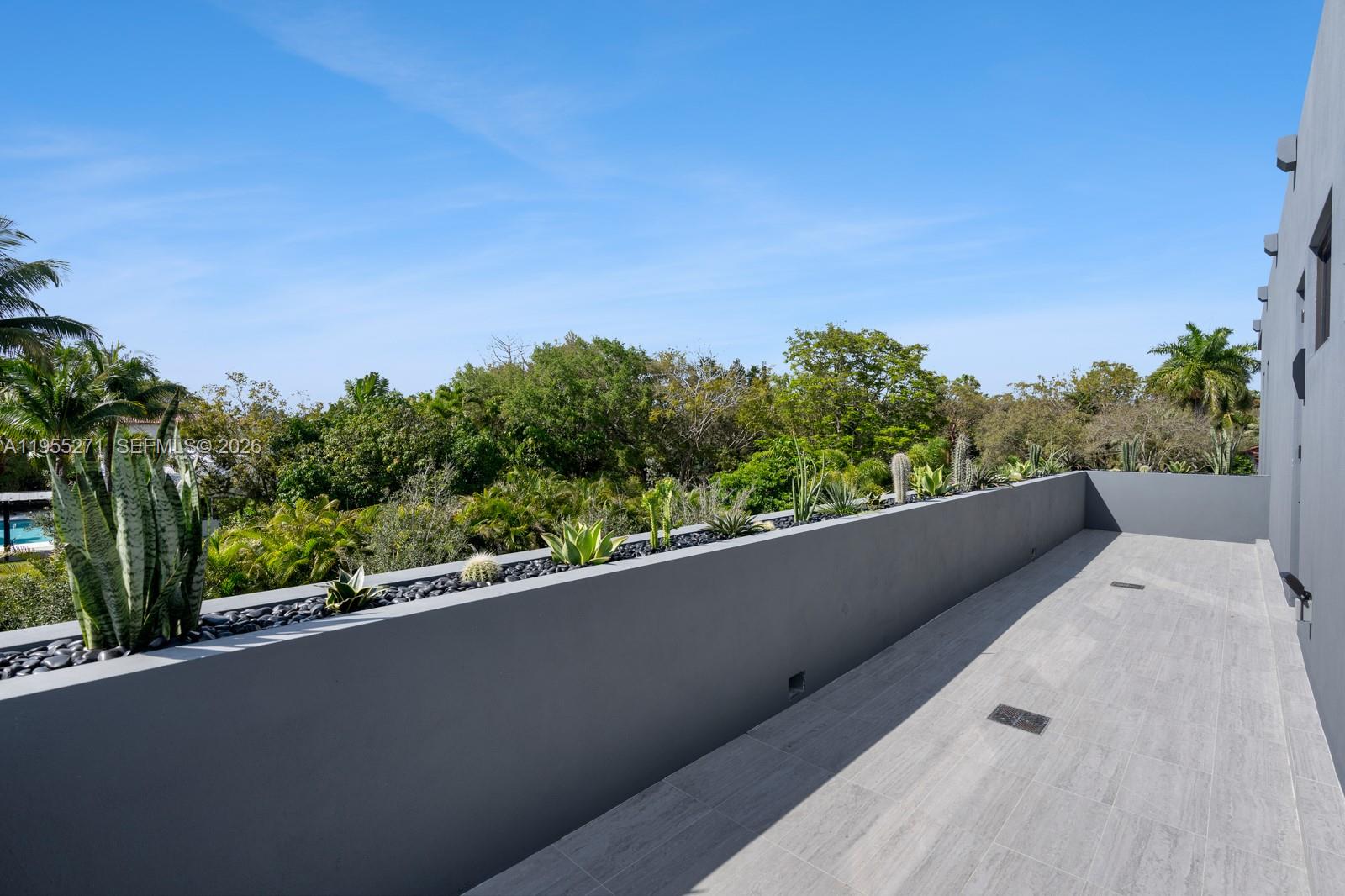 5900 SW 129th Ter Pinecrest, FL 33156