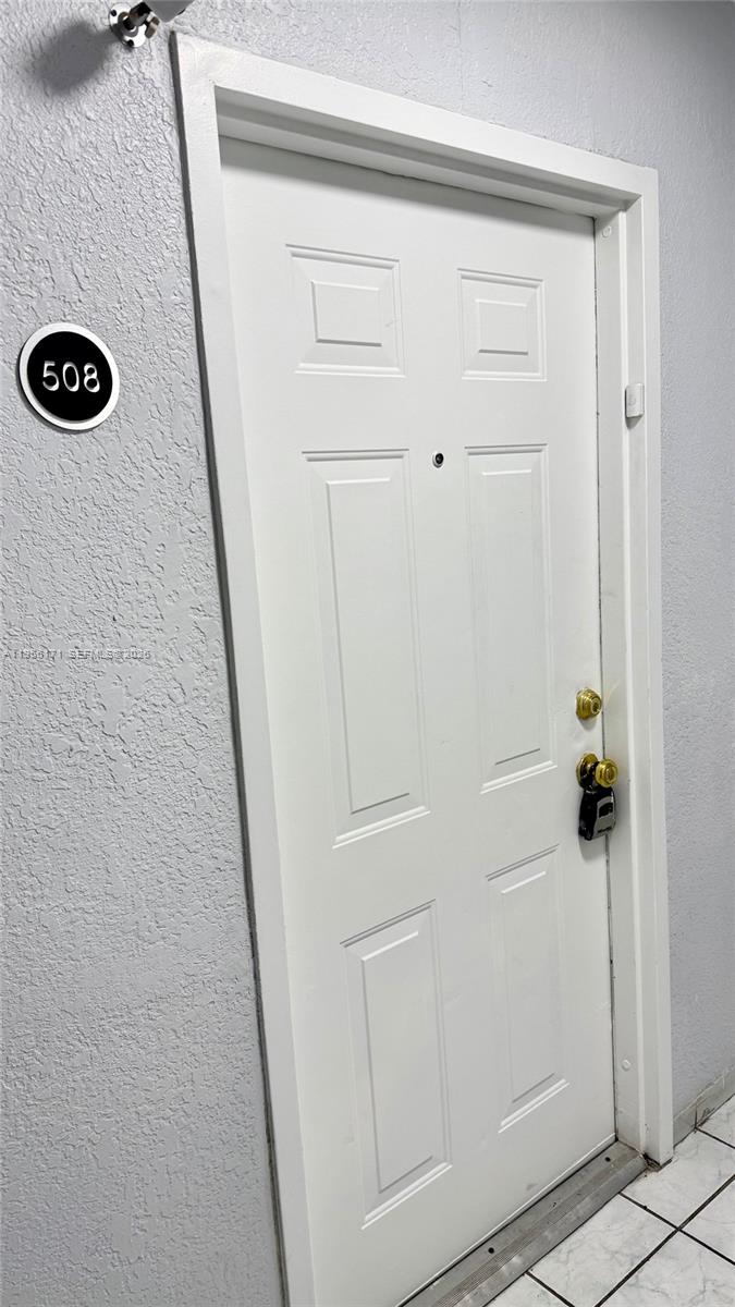 4854 NW 7th St #508 Miami, FL 33126