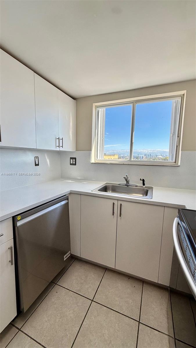 4854 NW 7th St #508 Miami, FL 33126