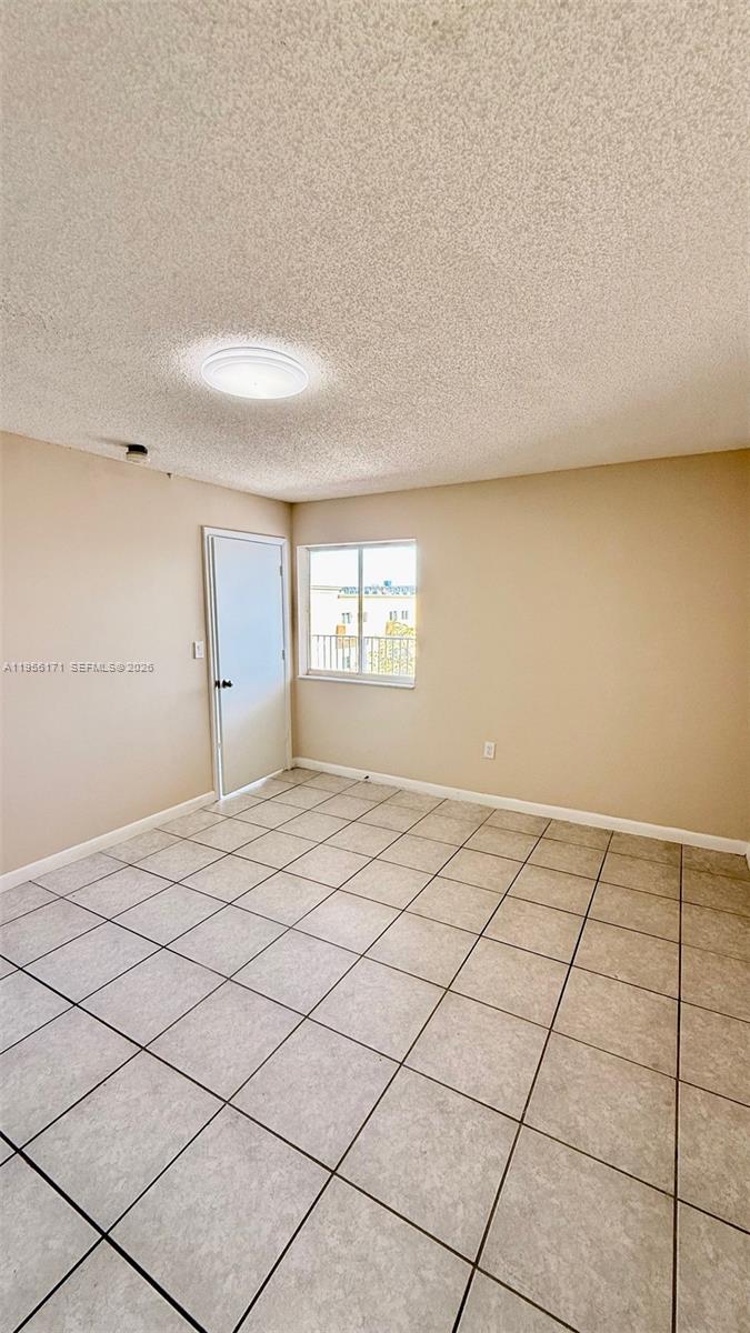 4854 NW 7th St #508 Miami, FL 33126