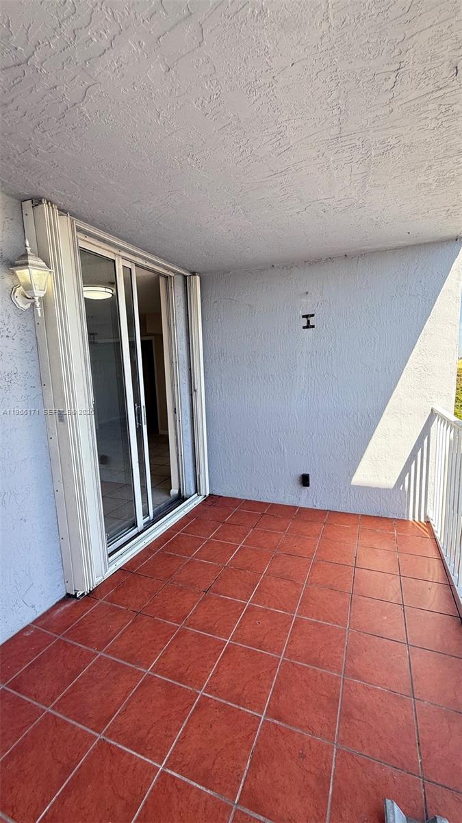 4854 NW 7th St #508 Miami, FL 33126