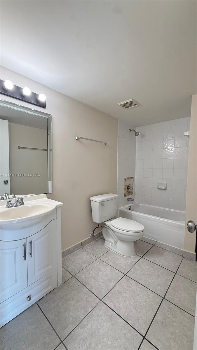 4854 NW 7th St #508 Miami, FL 33126