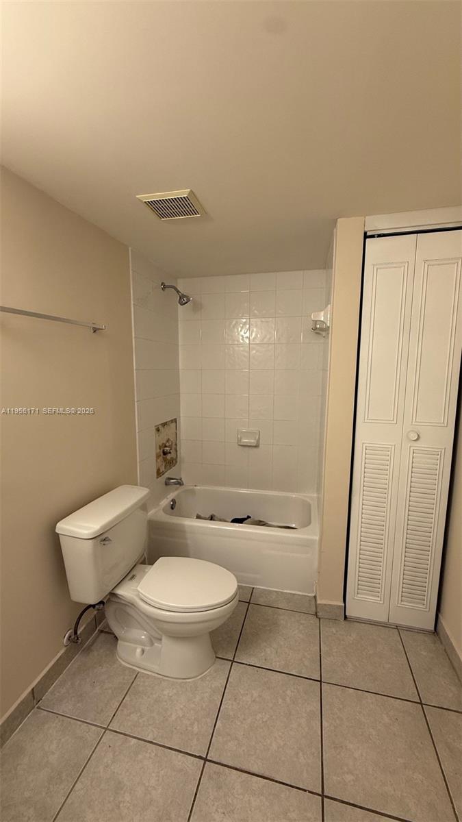 4854 NW 7th St #508 Miami, FL 33126