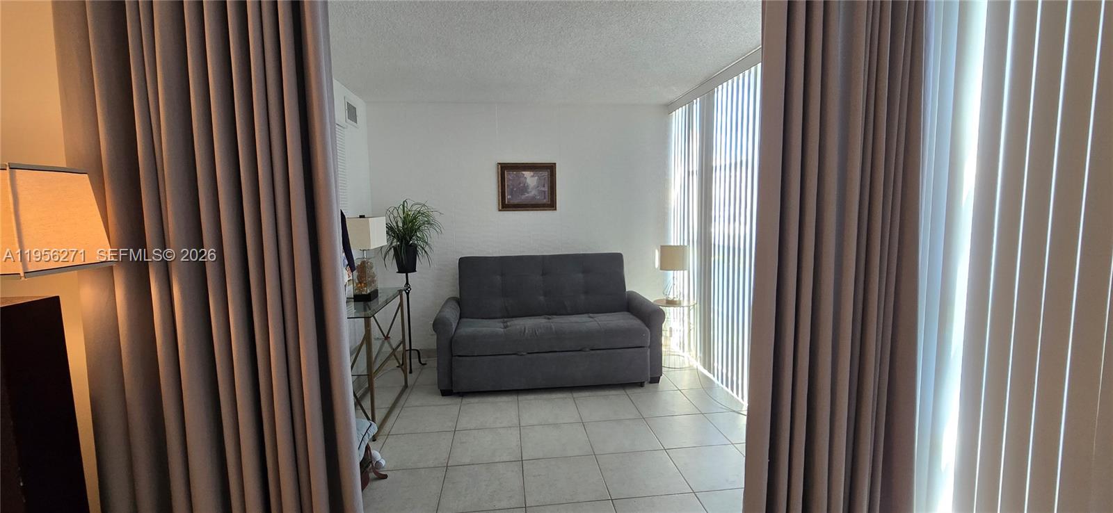 601 Three Iss Blvd #107 Hallandale Beach, FL 33009