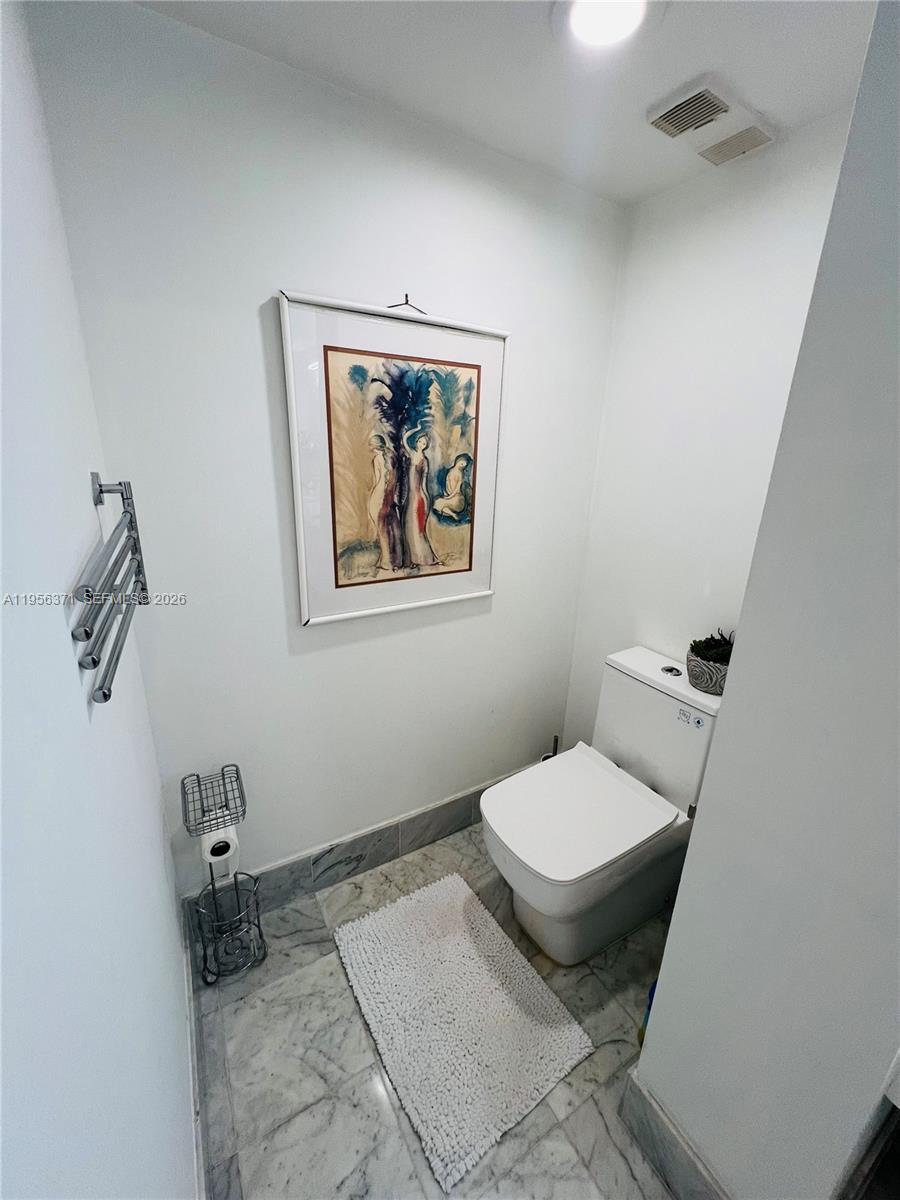 3640 Yacht Clb Dr #609 Aventura, FL 33180