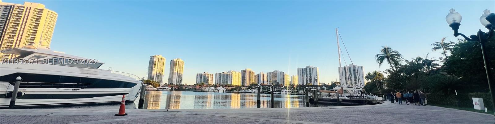 3640 Yacht Clb Dr #609 Aventura, FL 33180