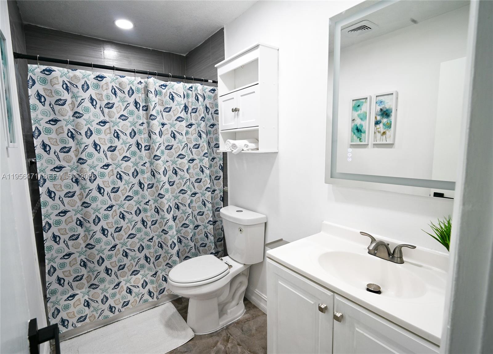 7105 SW 3rd Ct North Lauderdale, FL 33068