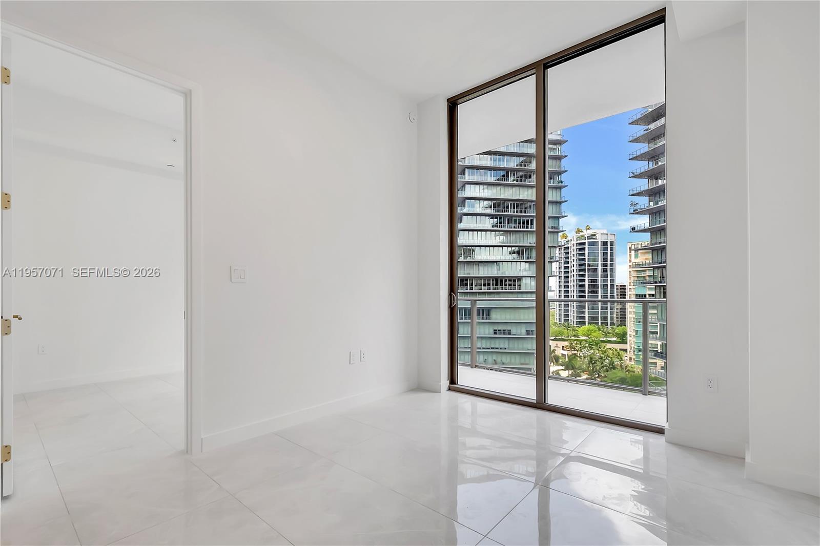 2655 S Bayshore Dr #1107 Miami, FL 33133