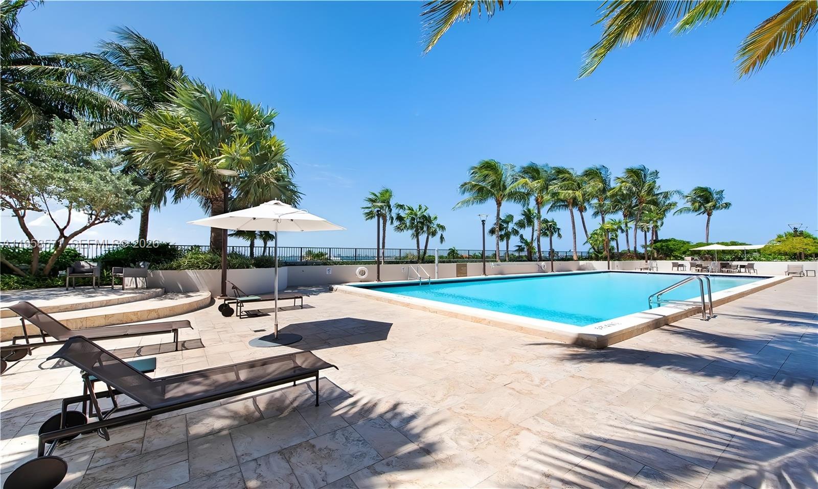 image 1000 Venetian Way22