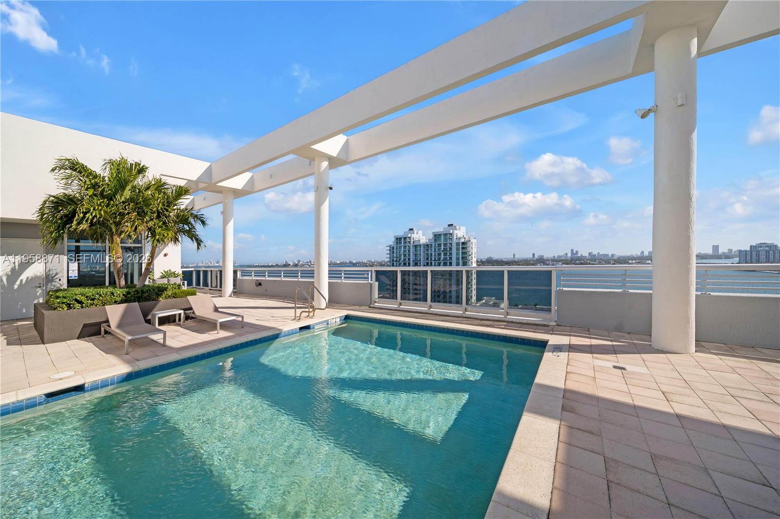 7929 West Dr #1501 North Bay Village, FL 33141