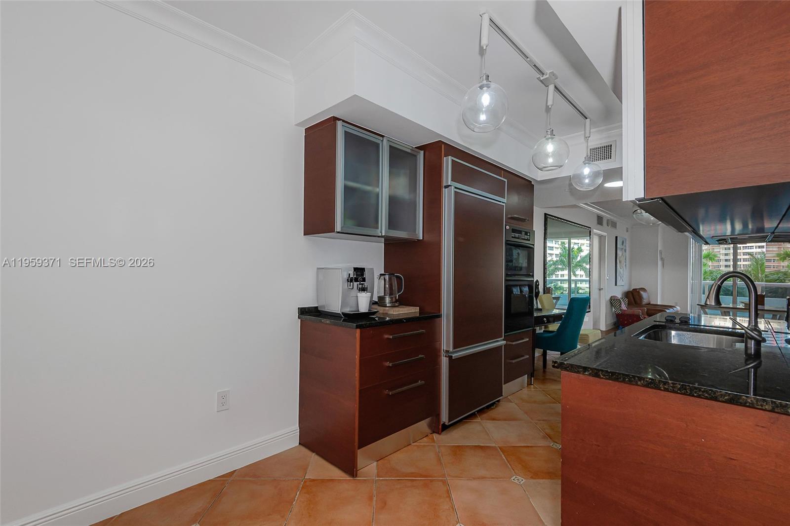 1850 S Ocean Dr #408 Hallandale Beach, FL 33009