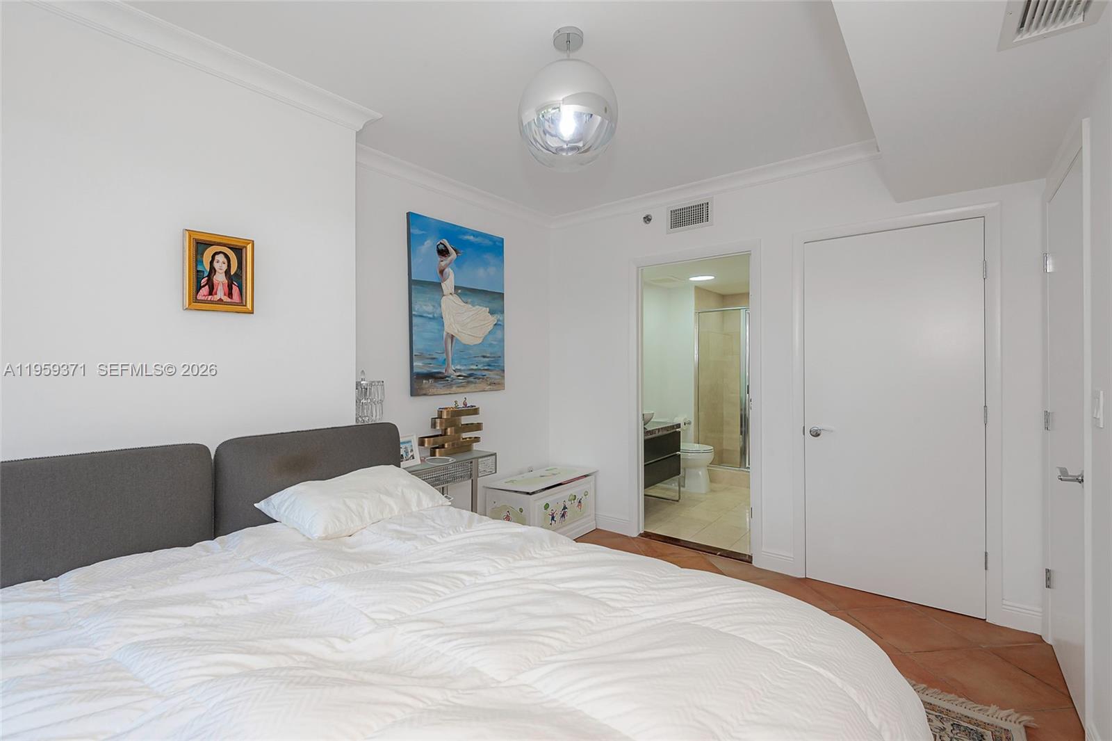 1850 S Ocean Dr #408 Hallandale Beach, FL 33009