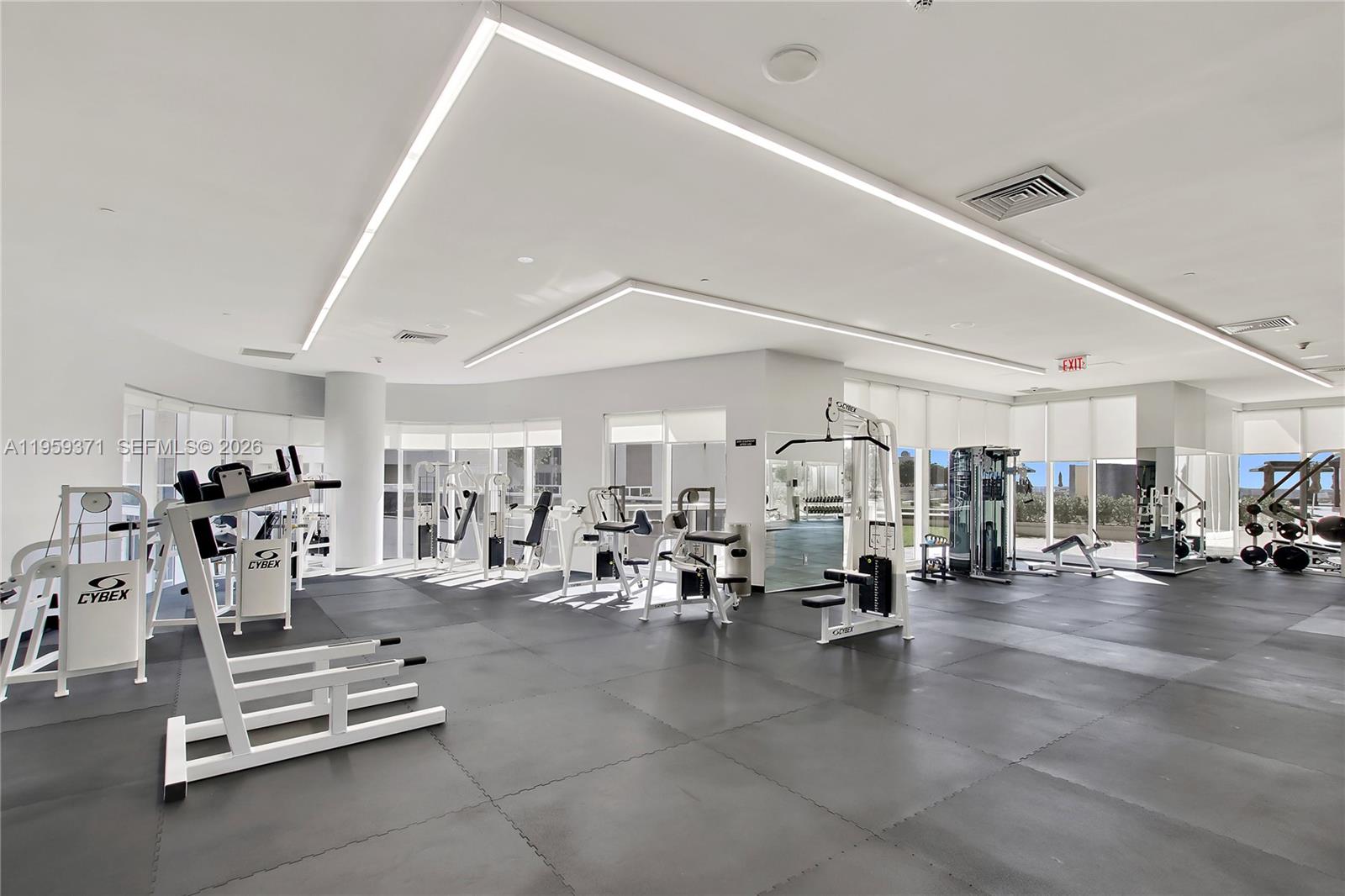 1850 S Ocean Dr #408 Hallandale Beach, FL 33009