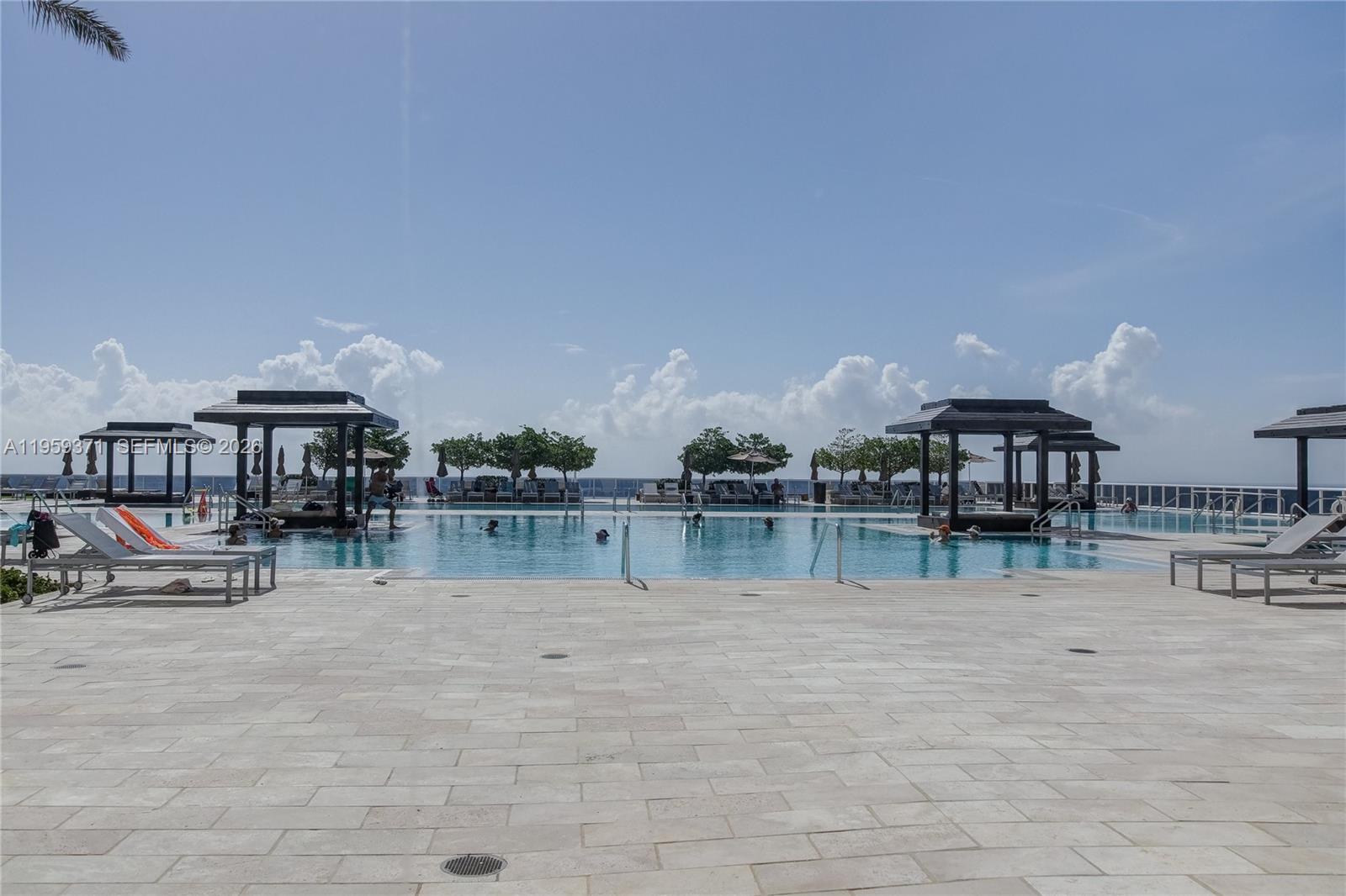 1850 S Ocean Dr #408 Hallandale Beach, FL 33009