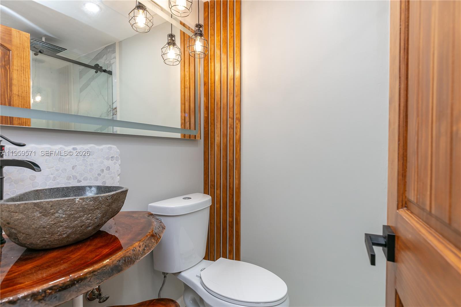 1507 Harding St Hollywood, FL 33020