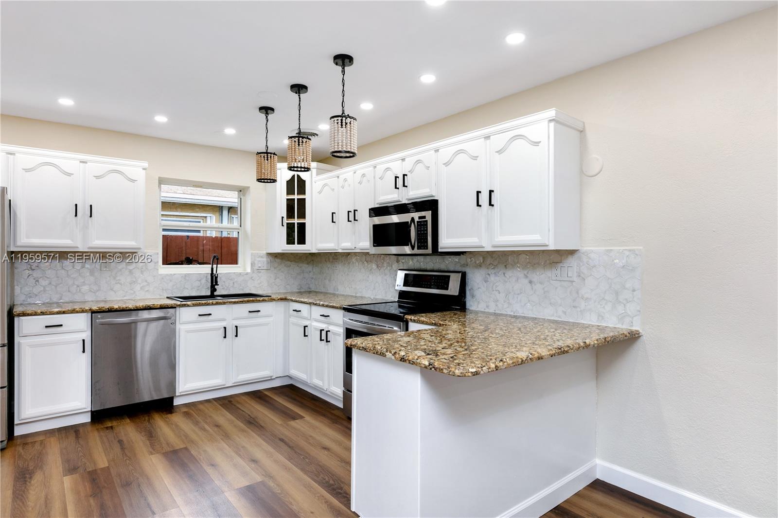 1507 Harding St Hollywood, FL 33020