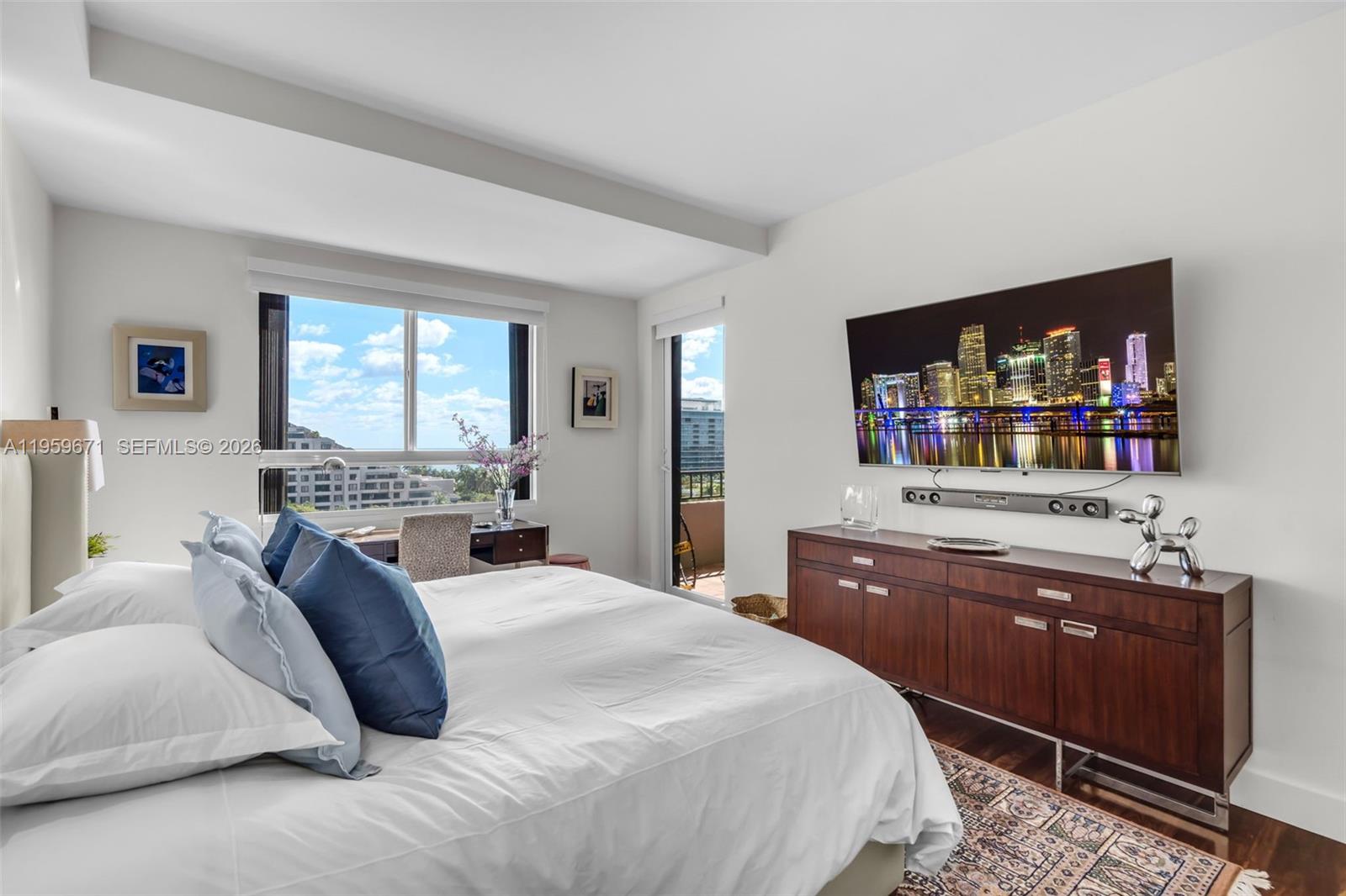 image Emerald Bay at Key Colony21