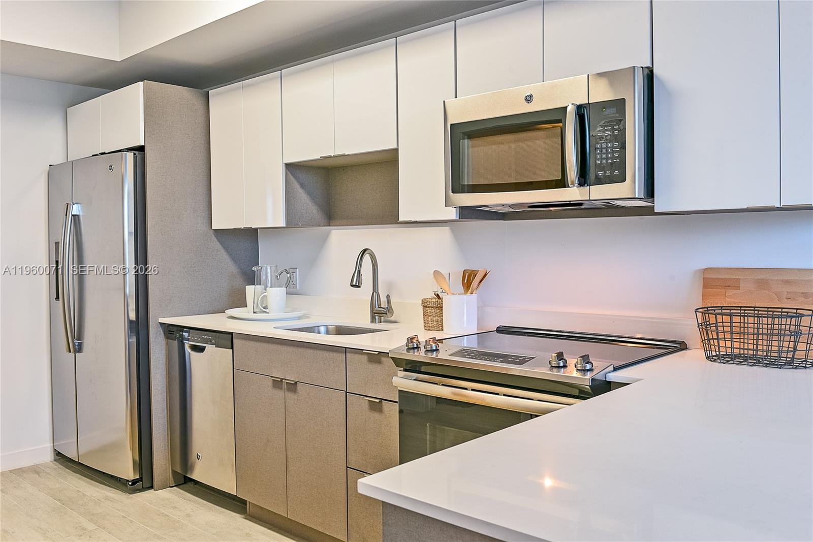 image 26 Edgewater15