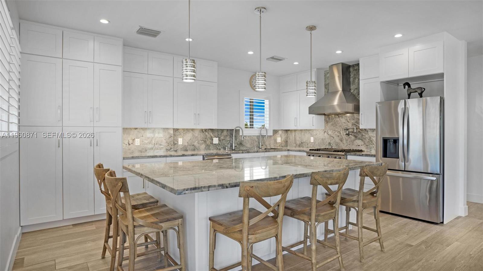 410 Bowie Ln Key Largo, FL 33037