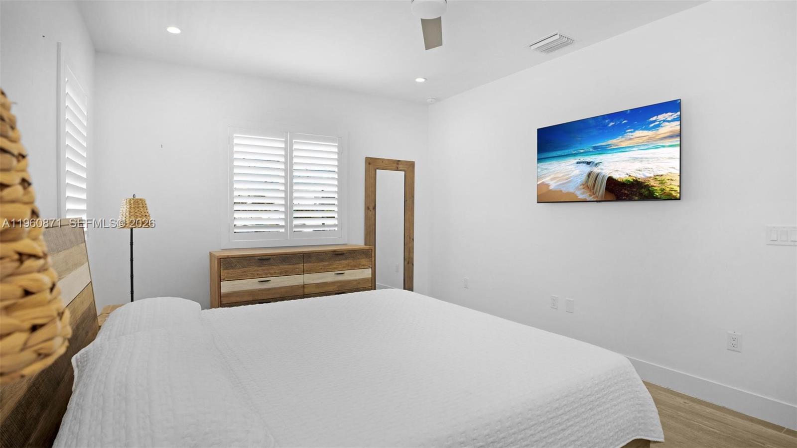 410 Bowie Ln Key Largo, FL 33037