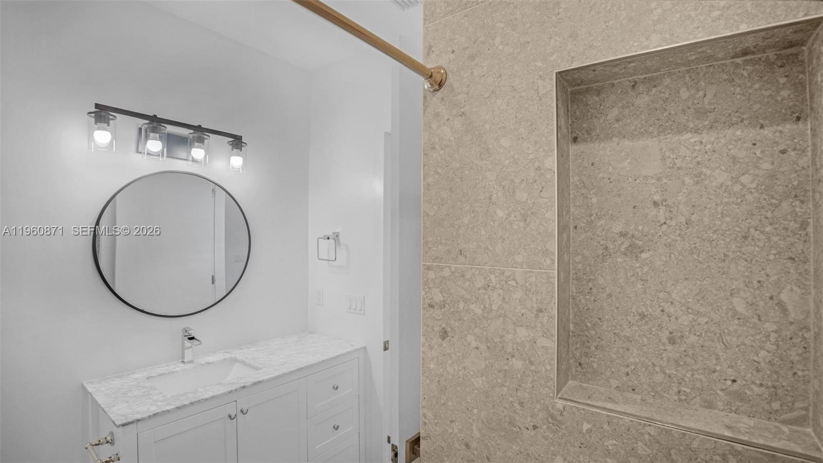 410 Bowie Ln Key Largo, FL 33037