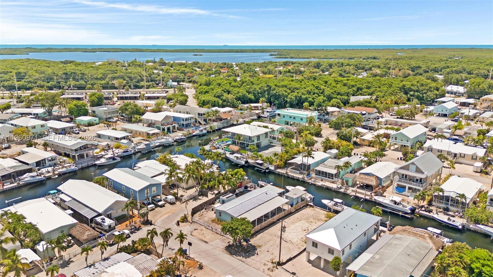 410 Bowie Ln Key Largo, FL 33037