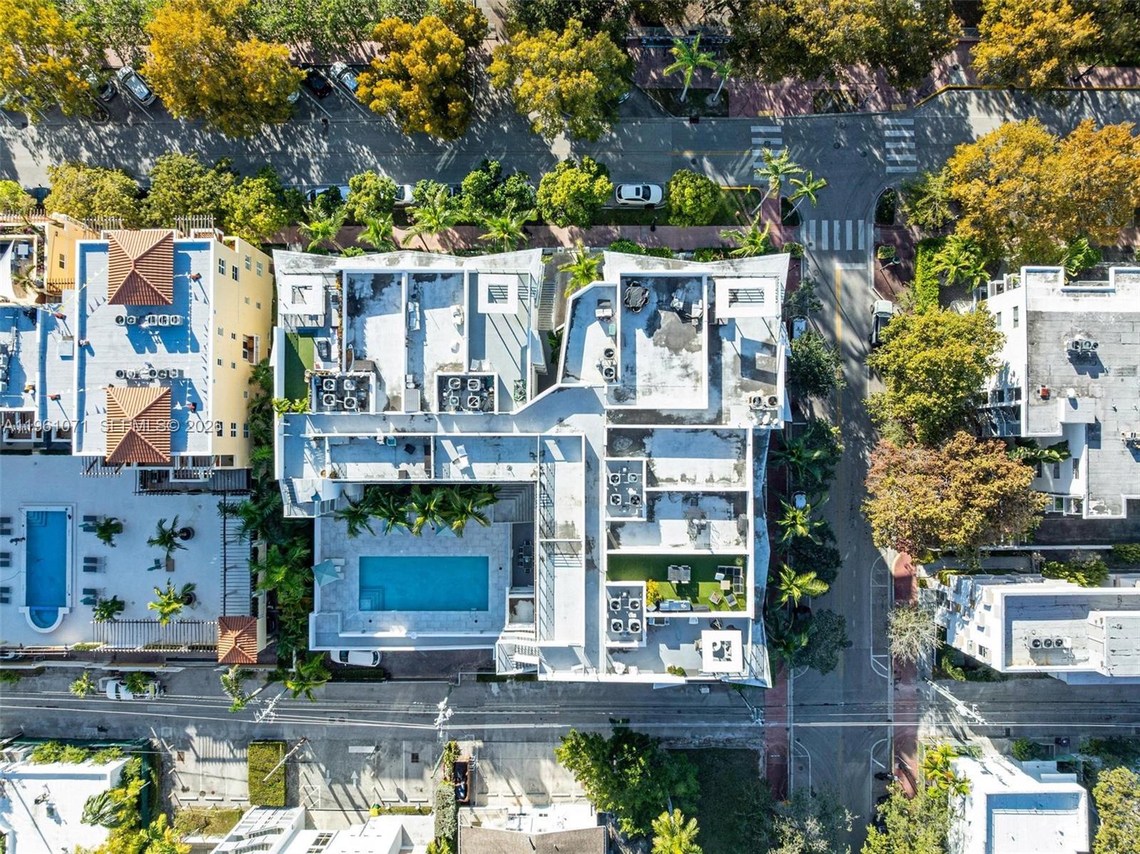 245 Michigan Ave #LP-4 Miami Beach, FL 33139