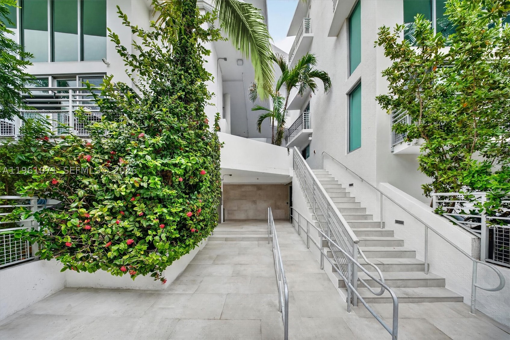 245 Michigan Ave #LP-4 Miami Beach, FL 33139