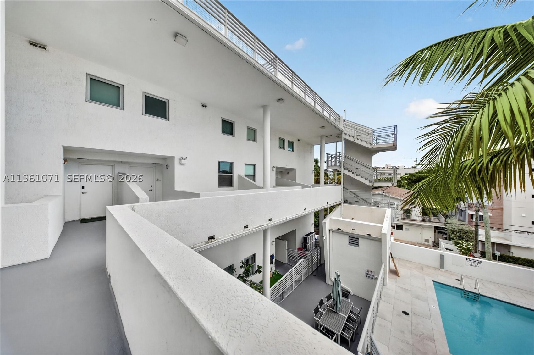 245 Michigan Ave #LP-4 Miami Beach, FL 33139