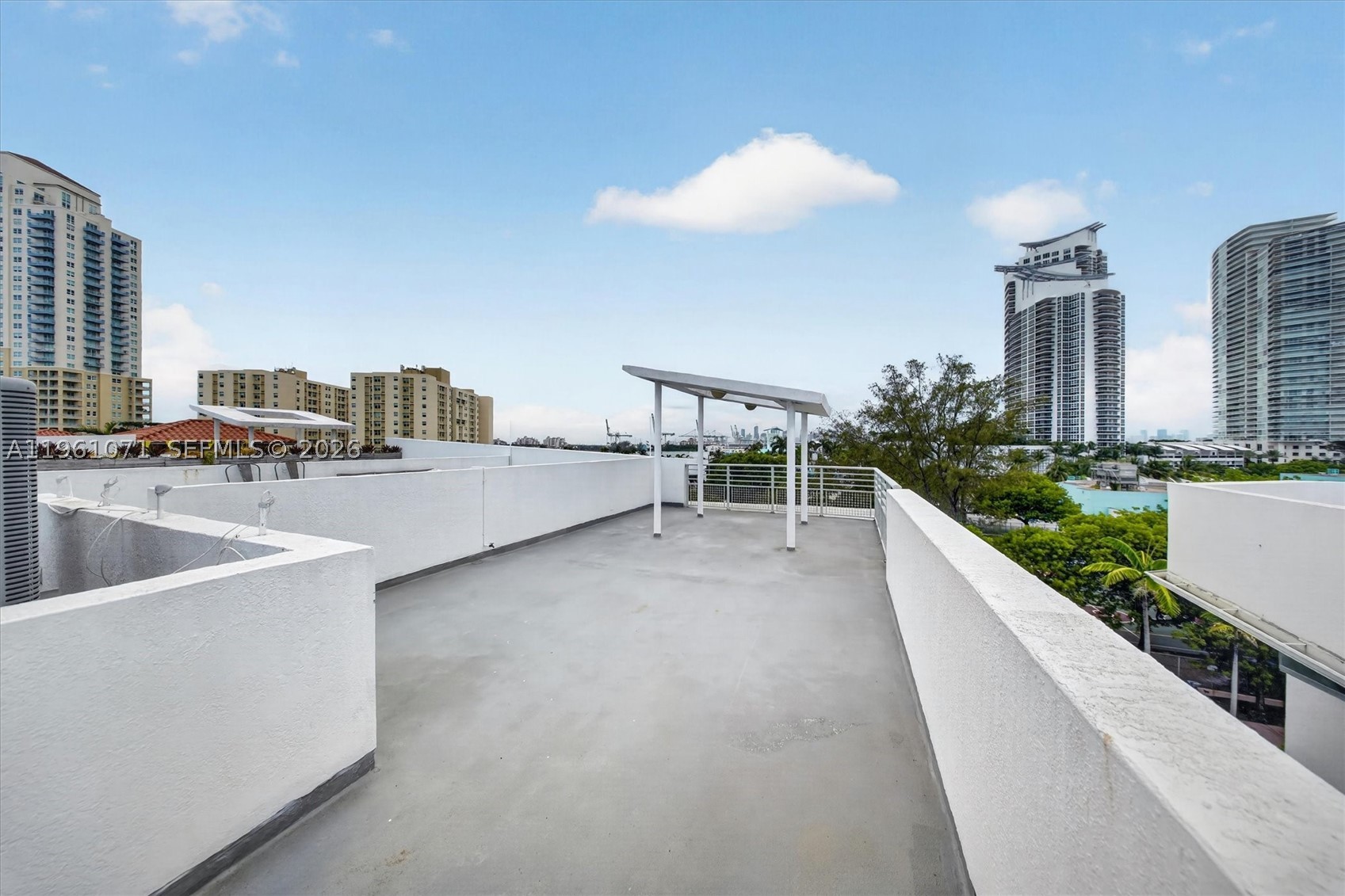 245 Michigan Ave #LP-4 Miami Beach, FL 33139