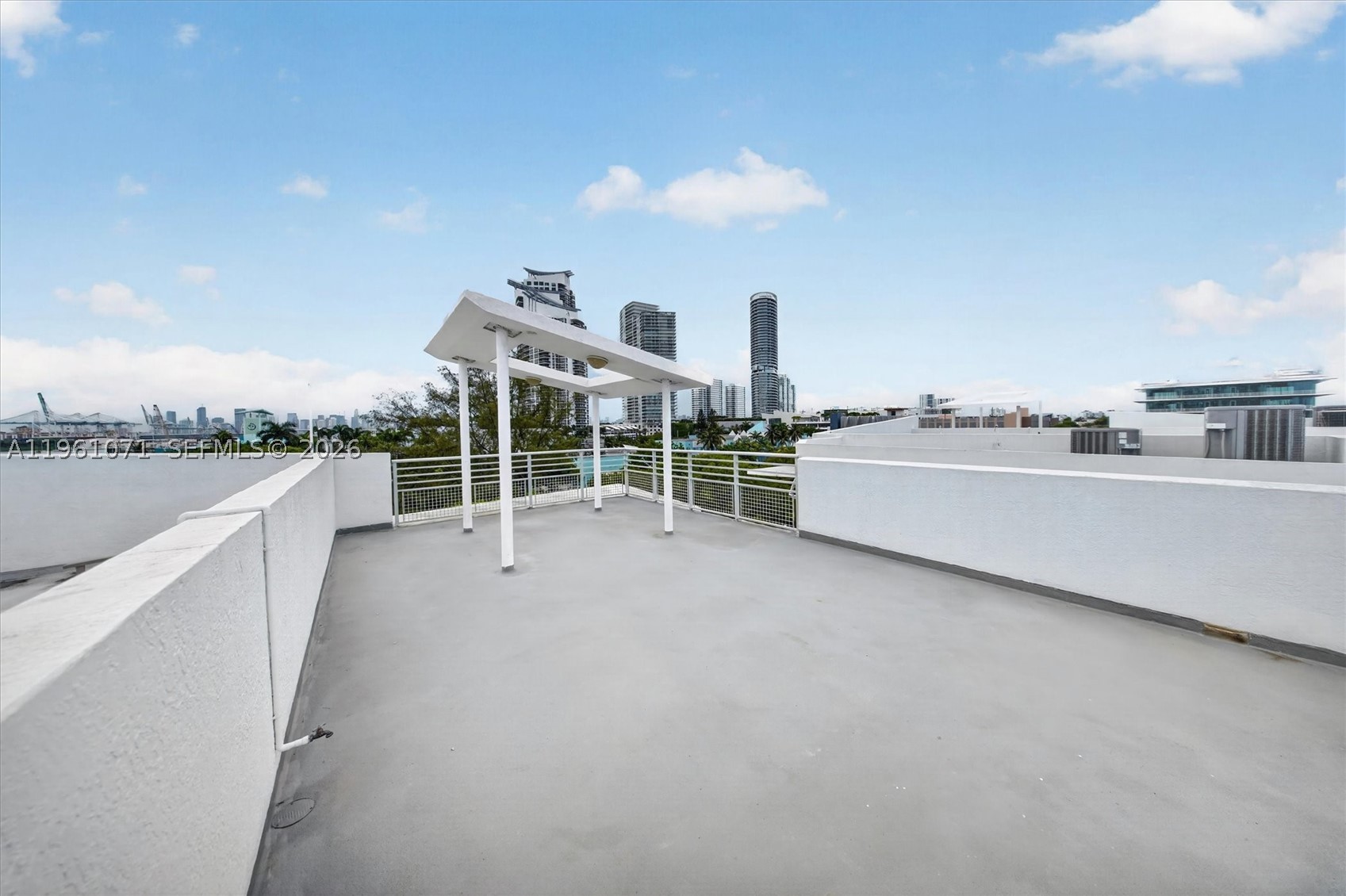 245 Michigan Ave #LP-4 Miami Beach, FL 33139