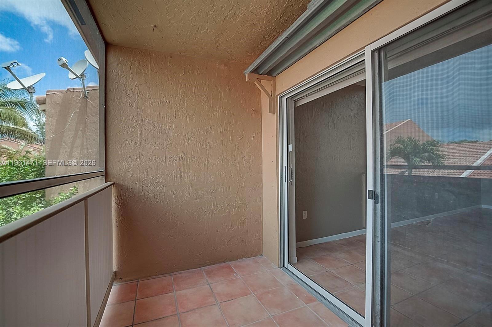 1132 NW 125th Path #204 Miami, FL 33182