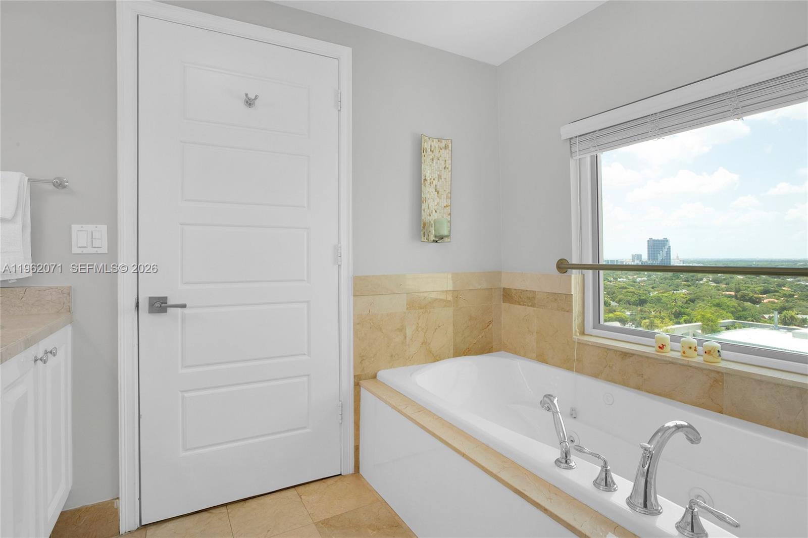 3400 SW 27th Ave #1904 Coconut Grove, FL 33133