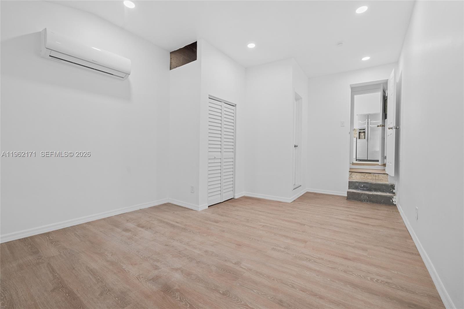 201 S Biscayne Riv Dr #0 Miami, FL 33169