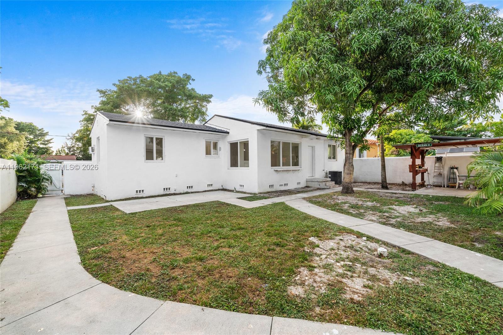 201 S Biscayne Riv Dr #0 Miami, FL 33169