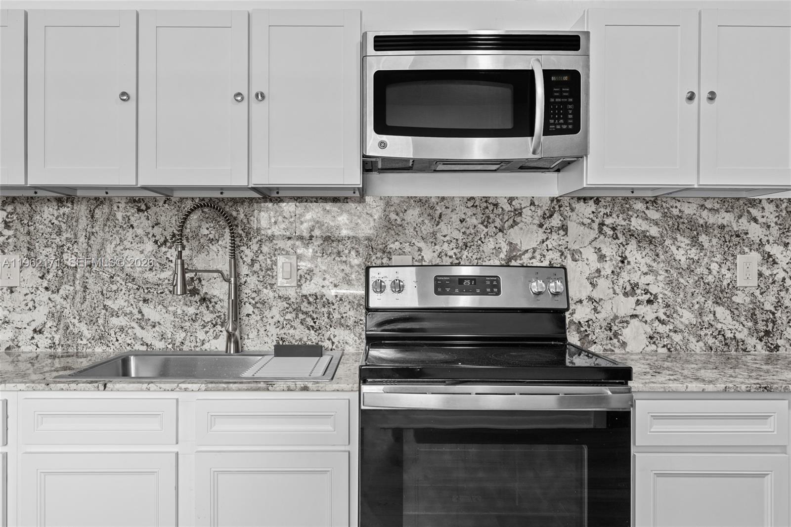 201 S Biscayne Riv Dr #0 Miami, FL 33169