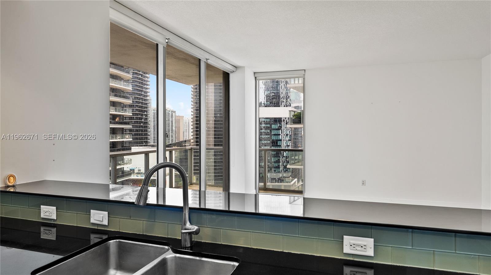 image 1060 Brickell - 10507