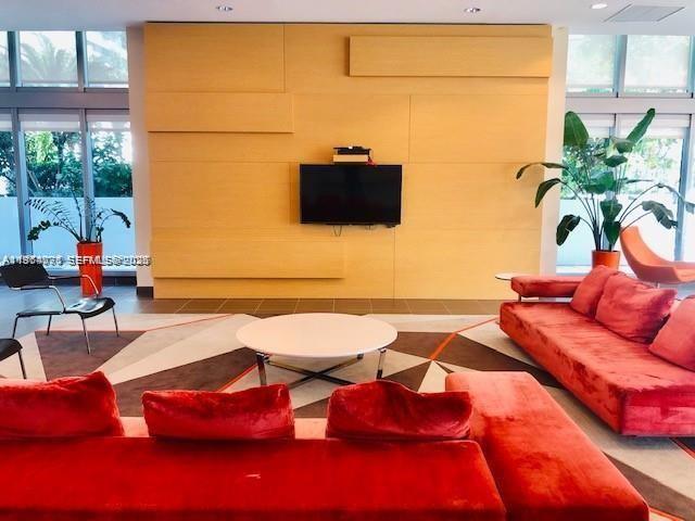 image Axis on Brickell South18