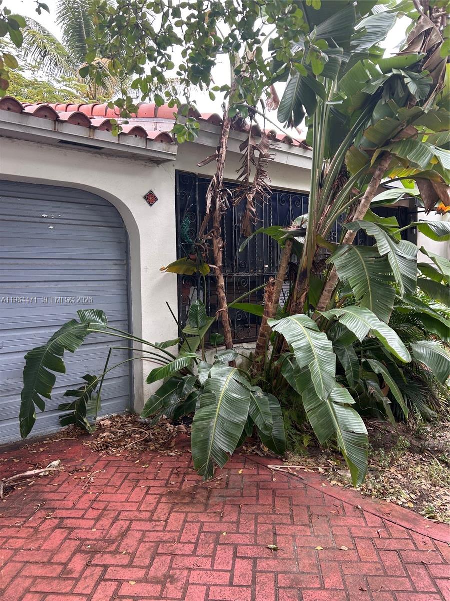 655 NE 82nd St Miami, FL 33138