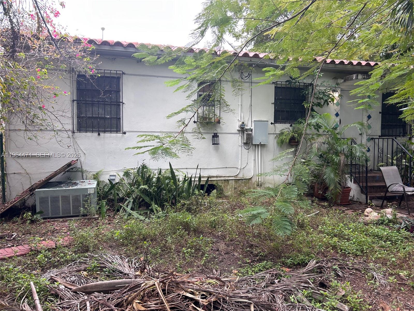 655 NE 82nd St Miami, FL 33138