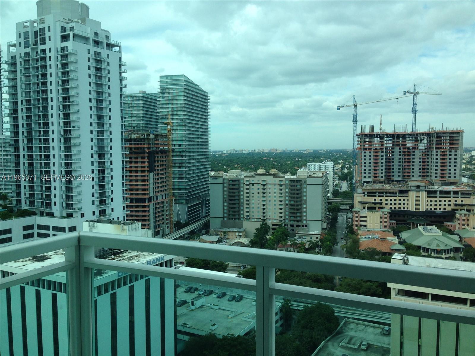 image The Plaza on Brickell West6