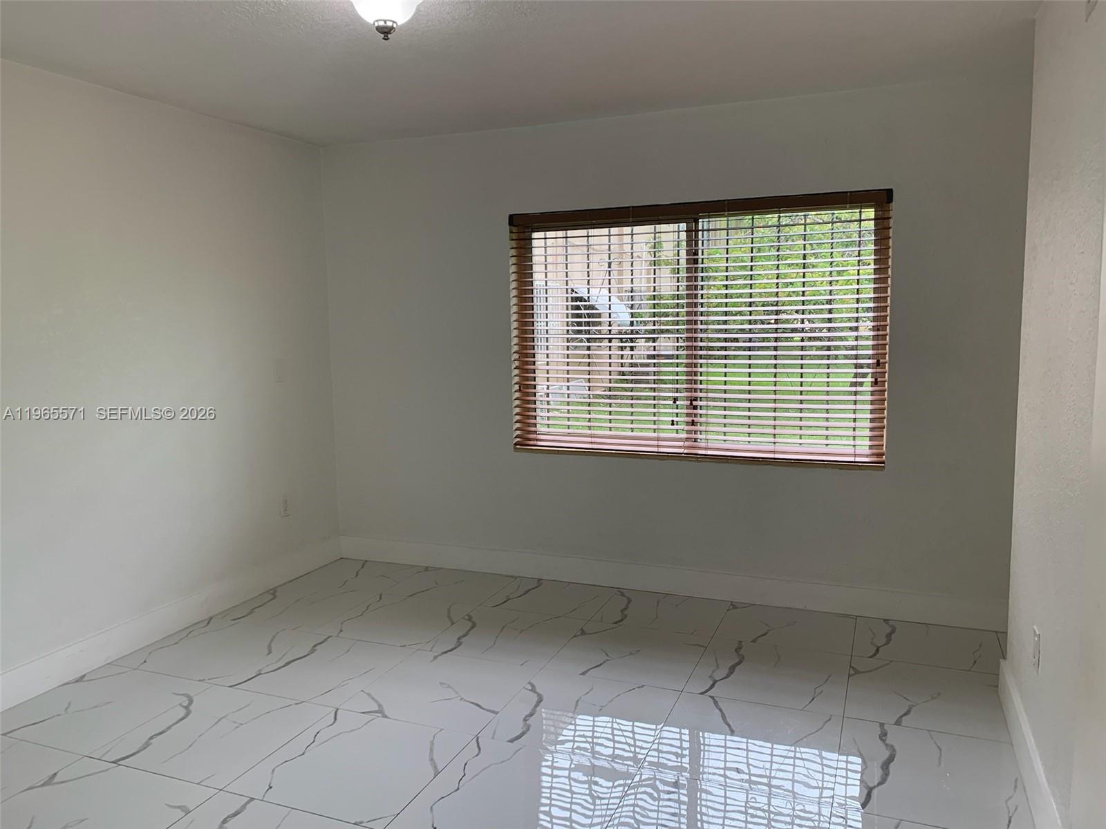305 E 4th Ave #1 Hialeah, FL 33010
