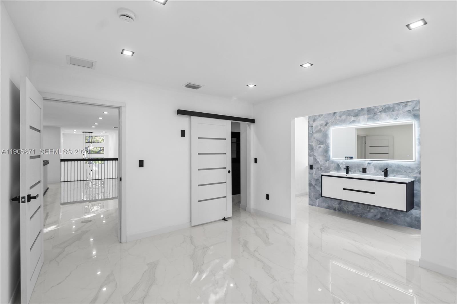 1644 NW 8th Ter Miami, FL 33125