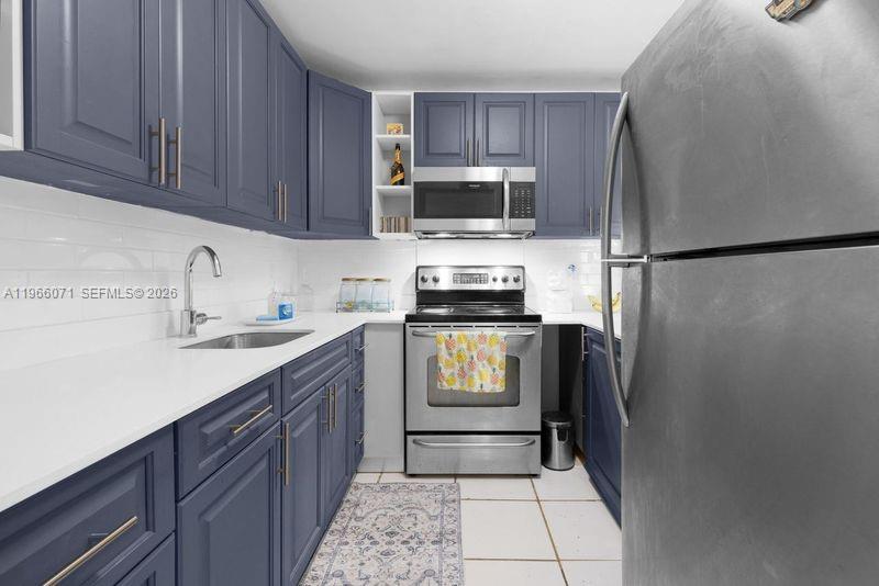 325 NW 72nd Ave #308