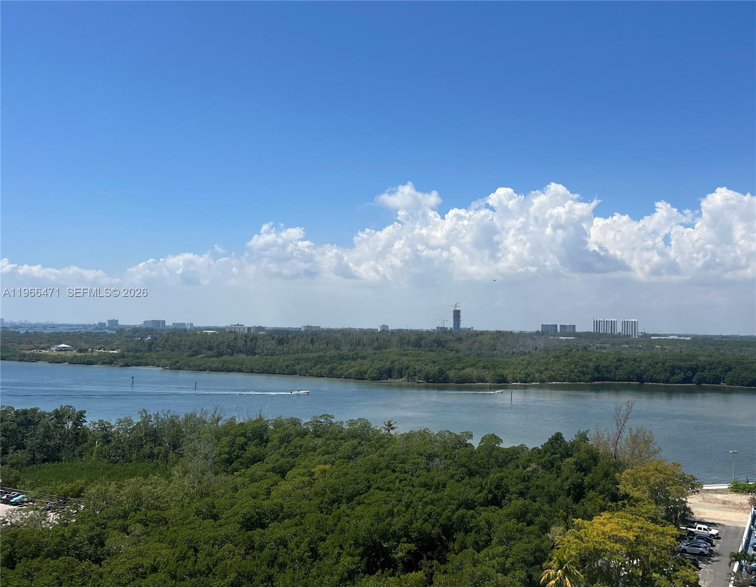 image Arlen House East23