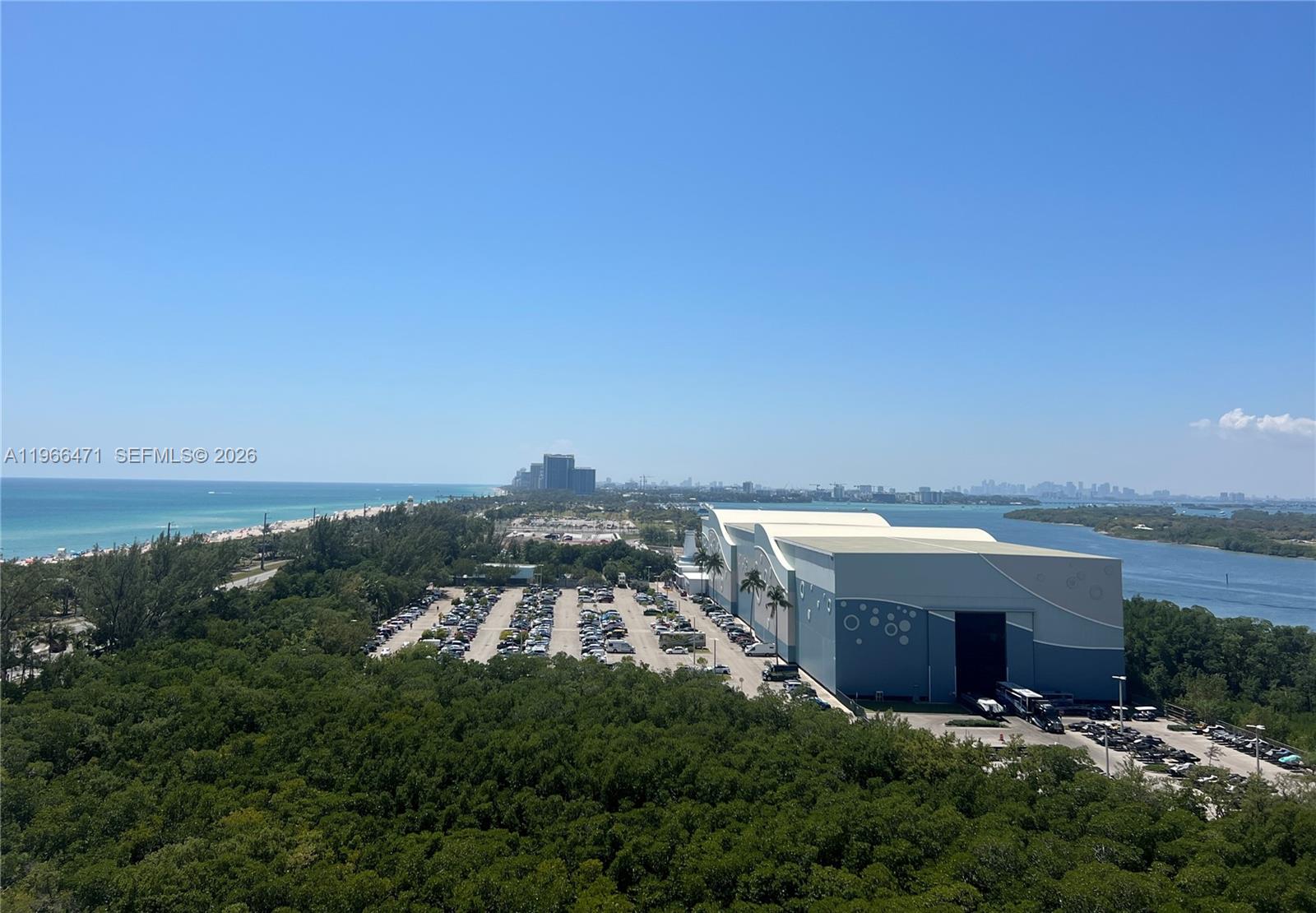 image Arlen House East24