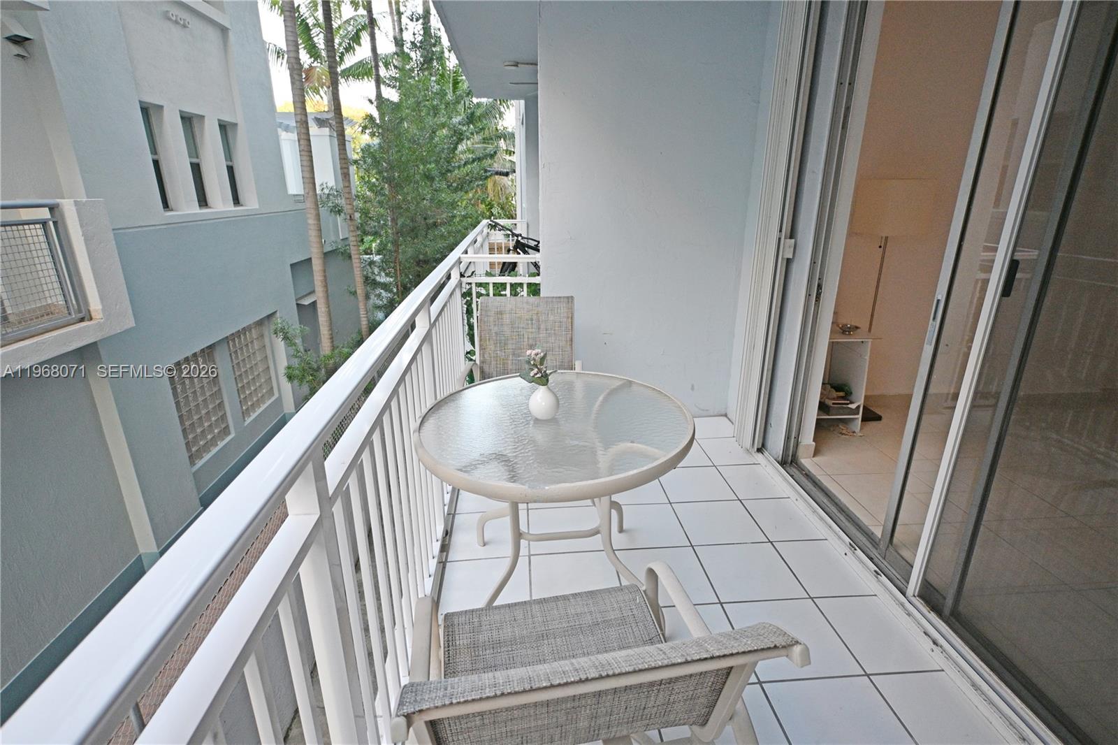 947 Lenox Ave #203 Miami Beach, FL 33139