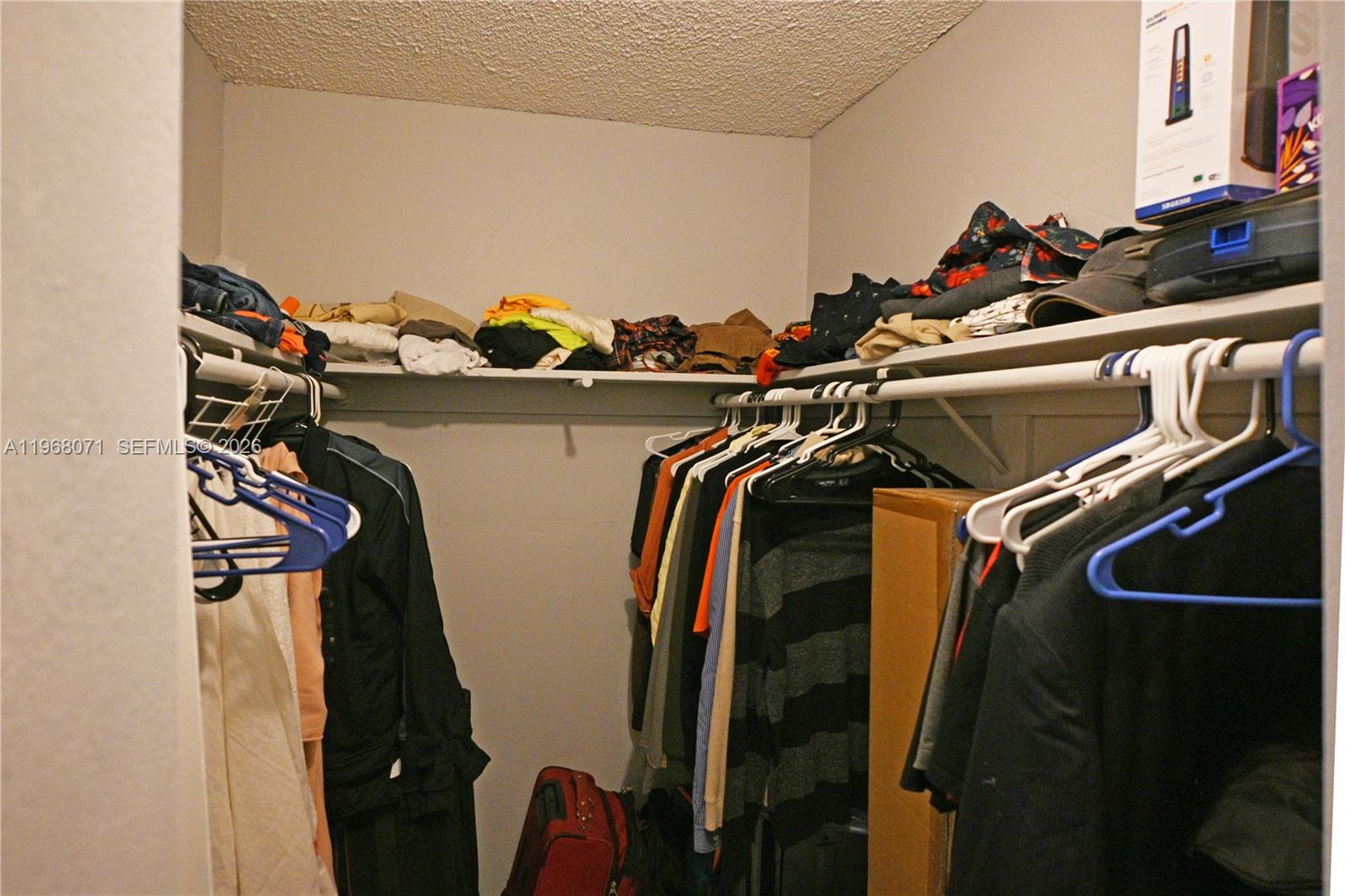 947 Lenox Ave #203 Miami Beach, FL 33139