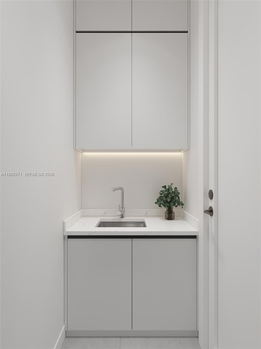 912 SE 13th St Fort Lauderdale, FL 33316