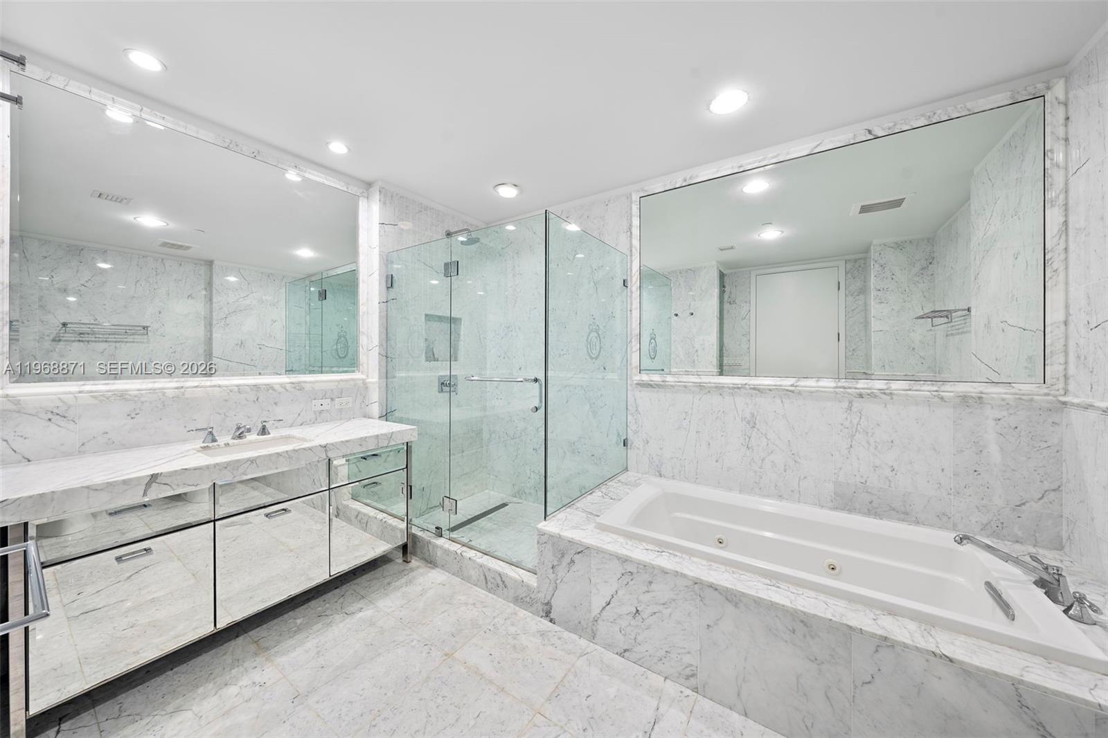 17475 Collins Ave #703 Sunny Isles Beach, FL 33160